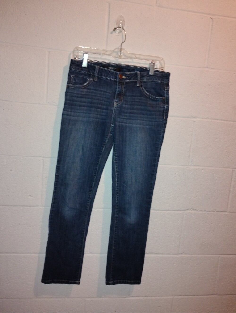 Simply Vera Vera Wang Capri Jeans Size 4 Mid Rise Medium Wash Denim